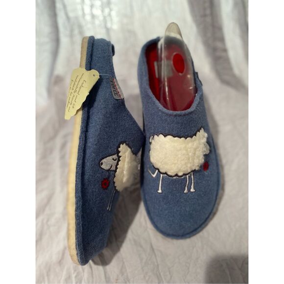 Tofee natural wool felt made in Italy blue with sheep front design SZ 8 - Picture 2 of 11